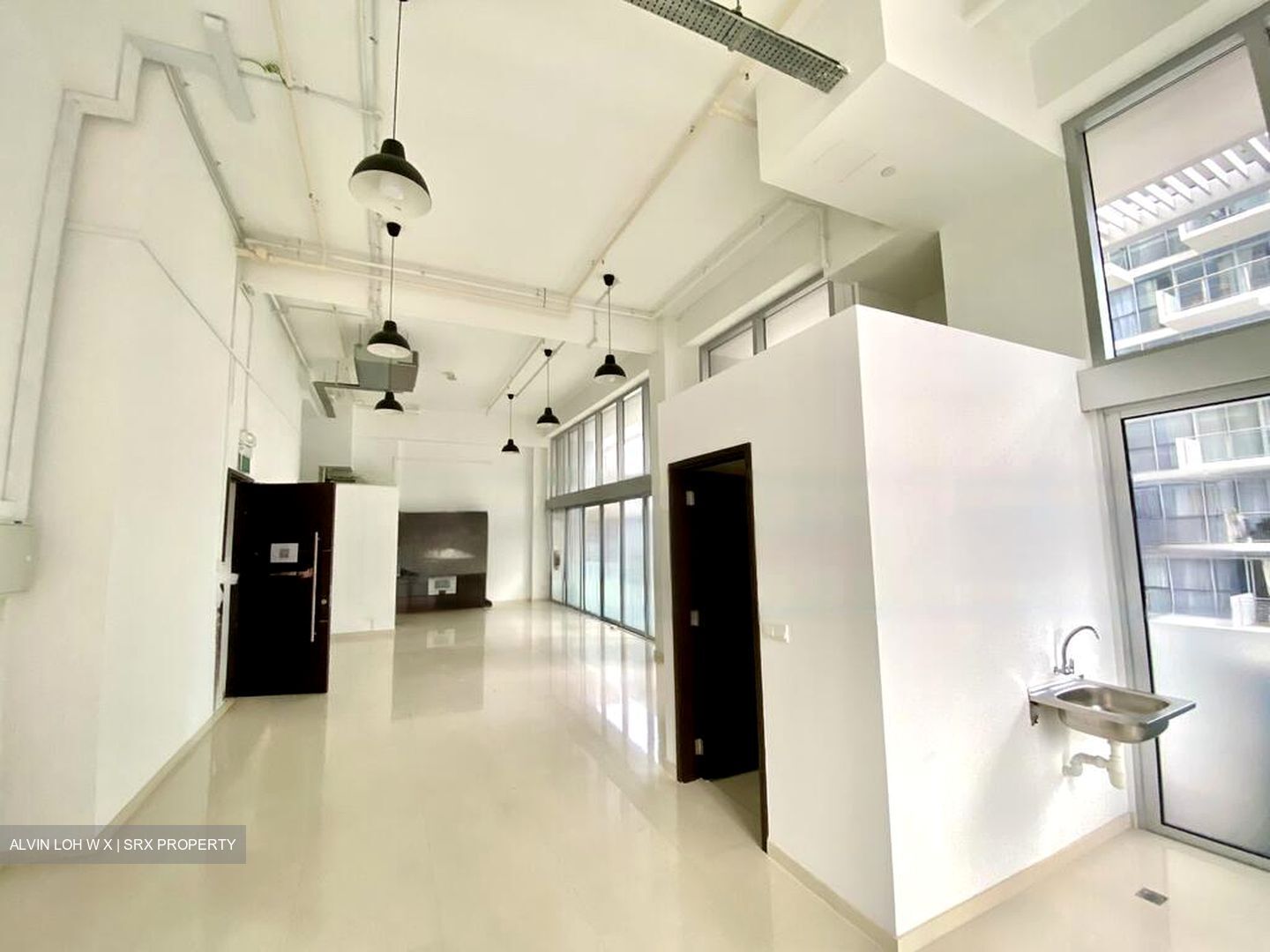 Singapore Conference Hall (D1), Office #466076371